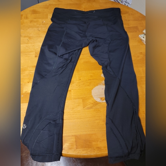 Lululemon leggings - Picture 10 of 12